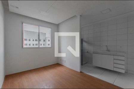 Sala de apartamento para alugar com 2 quartos, 35m² em Vila Independencia, São Paulo