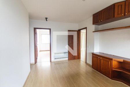Apartamento para alugar com 246m², 3 quartos e 2 vagasSala