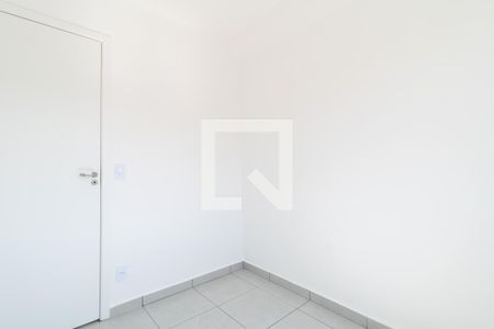 Quarto 2 de apartamento para alugar com 2 quartos, 41m² em Vila Fatima, São Paulo