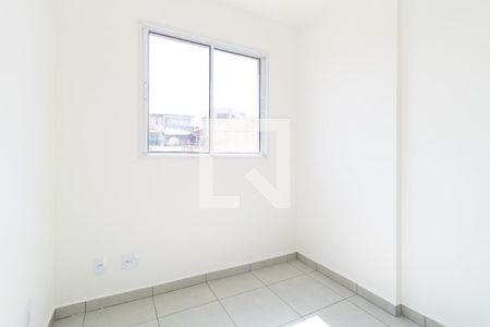 Quarto 2 de apartamento para alugar com 2 quartos, 41m² em Vila Fatima, São Paulo