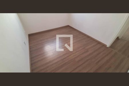 Quarto de apartamento para alugar com 2 quartos, 45m² em Padroeira, Osasco