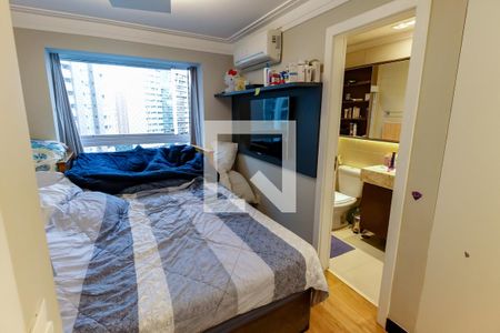 Apartamento à venda com 90m², 3 quartos e 2 vagas Apartamento à venda com 90m², 3 quartos e 2 vagasSuíte