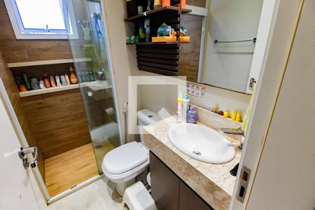 Apartamento à venda com 90m², 3 quartos e 2 vagas Apartamento à venda com 90m², 3 quartos e 2 vagasBanheiro Corredor