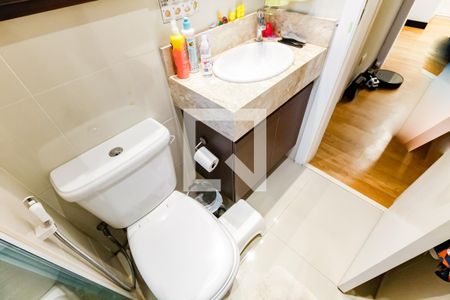 Apartamento à venda com 90m², 3 quartos e 2 vagas Apartamento à venda com 90m², 3 quartos e 2 vagasBanheiro Corredor