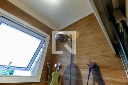 Apartamento à venda com 90m², 3 quartos e 2 vagas Apartamento à venda com 90m², 3 quartos e 2 vagasBanheiro Corredor