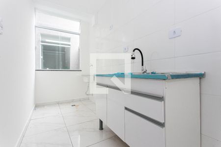 Cozinha de kitnet/studio para alugar com 1 quarto, 22m² em Vila Esperança, São Paulo