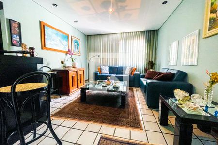 Sala de estar  de apartamento à venda com 3 quartos, 170m² em Sumaré, São Paulo