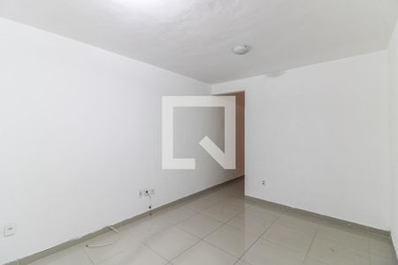 Sala de casa de condomínio à venda com 2 quartos, 120m² em Vargem Grande, Rio de Janeiro