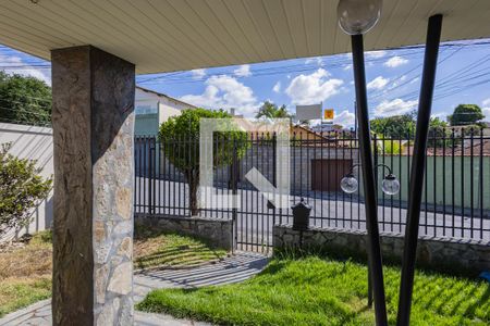 Varanda de casa para alugar com 3 quartos, 166m² em Cachoeirinha, Belo Horizonte