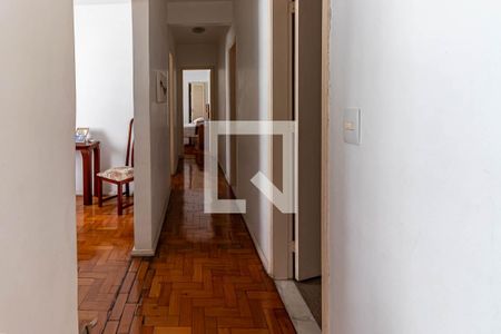 Corredor de apartamento à venda com 3 quartos, 110m² em Icaraí, Niterói