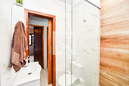 Casa de condomínio à venda com 87m², 3 quartos e 1 vaga Casa de condomínio à venda com 87m², 3 quartos e 1 vagaBanheiro