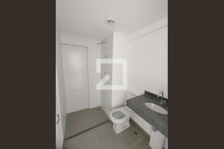 Banheiro de kitnet/studio para alugar com 1 quarto, 34m² em Perdizes, São Paulo
