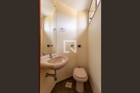 Lavabo  de apartamento para alugar com 4 quartos, 120m² em Serra, Belo Horizonte