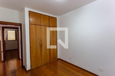 Quarto 1  de apartamento para alugar com 4 quartos, 120m² em Serra, Belo Horizonte