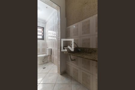 Lavabo de casa para alugar com 4 quartos, 250m² em Jardim Áurea, Poá