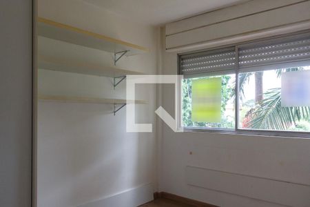 Quarto  de apartamento à venda com 1 quarto, 100m² em Cristal, Porto Alegre