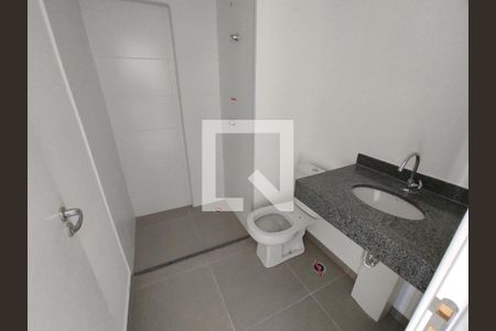 Banheiro  de kitnet/studio para alugar com 1 quarto, 27m² em Perdizes, São Paulo
