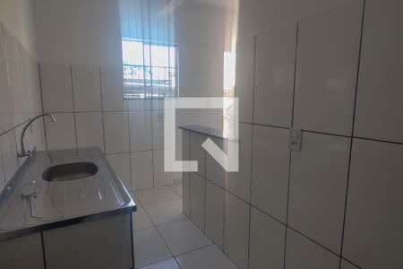 Cozinha de casa para alugar com 1 quarto, 32m² em Vila Paula, Duque de Caxias