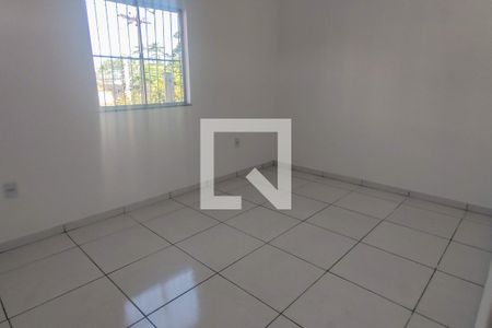 Quarto de casa para alugar com 1 quarto, 32m² em Vila Paula, Duque de Caxias
