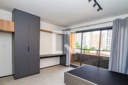 Sala / Quarto de kitnet/studio à venda com 1 quarto, 27m² em Perdizes, São Paulo