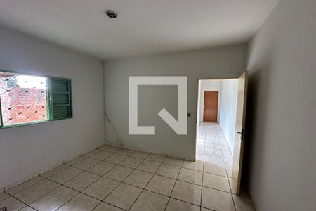 Dormitório 01 de casa para alugar com 2 quartos, 45m² em Jardim Professor Antonio Palocci, Ribeirão Preto