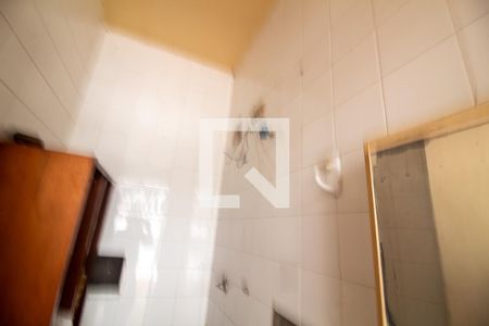 Casa à venda com 300m², 4 quartos e 3 vagas Casa à venda com 300m², 4 quartos e 3 vagasBanheiro de serviço