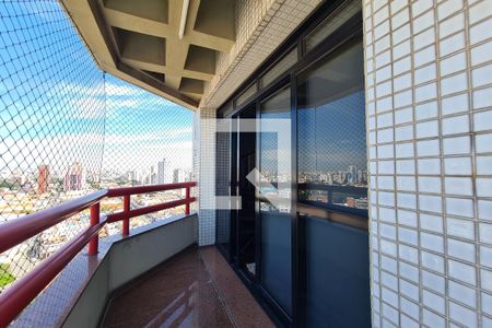 Varanda da Sala de apartamento à venda com 3 quartos, 345m² em Jardim Avelino, São Paulo