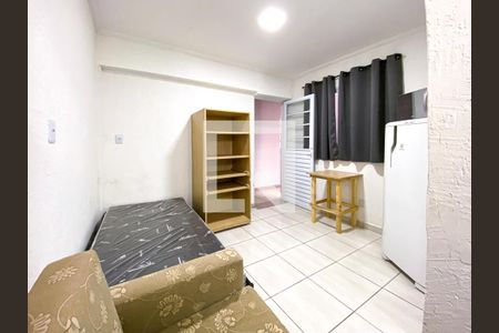 Quarto  de kitnet/studio para alugar com 1 quarto, 15m² em Jardim Bonfiglioli, São Paulo