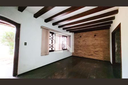 Sala de casa para alugar com 5 quartos, 200m² em Parque São Quirino, Campinas