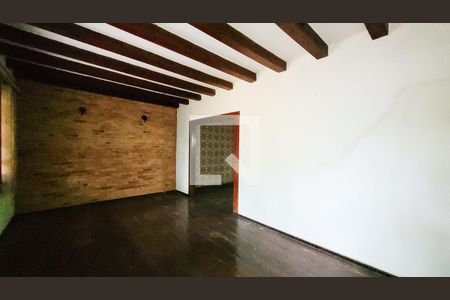 Sala de casa à venda com 5 quartos, 200m² em Parque São Quirino, Campinas