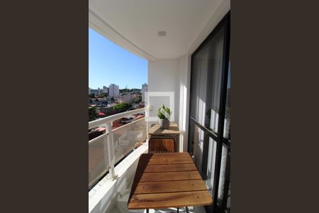 Varanda de kitnet/studio para alugar com 1 quarto, 39m² em Indianópolis, São Paulo
