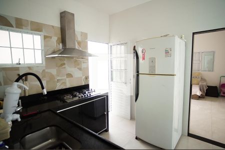 Cozinha de casa à venda com 3 quartos, 200m² em Campo Alegre, Belo Horizonte