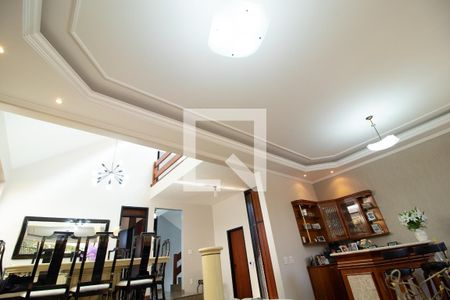 Casa à venda com 423m², 4 quartos e 8 vagas Casa à venda com 423m², 4 quartos e 8 vagasdetalhes