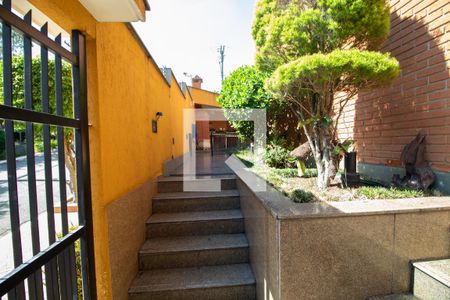 Casa à venda com 423m², 4 quartos e 8 vagas Casa à venda com 423m², 4 quartos e 8 vagasEntrada