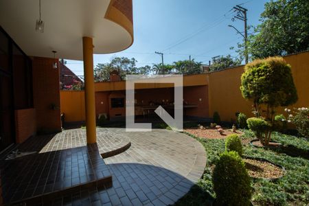 Casa à venda com 423m², 4 quartos e 8 vagas Casa à venda com 423m², 4 quartos e 8 vagasChurrasqueira