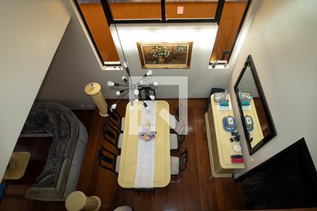 Casa à venda com 423m², 4 quartos e 8 vagas Casa à venda com 423m², 4 quartos e 8 vagasSala de Jantar