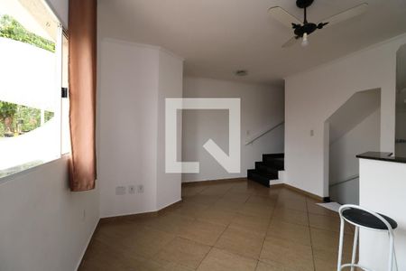 Sala de casa à venda com 2 quartos, 118m² em Vila Eldízia, Santo André