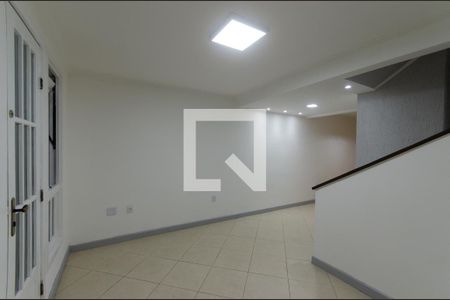 Sala de casa de condomínio à venda com 3 quartos, 143m² em Teresópolis, Porto Alegre