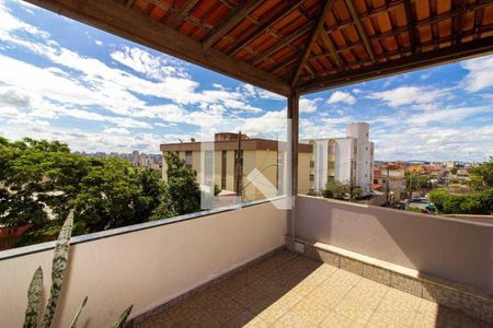 Casa à venda com 4 quartos, 333m² em Paraíso, Belo Horizonte