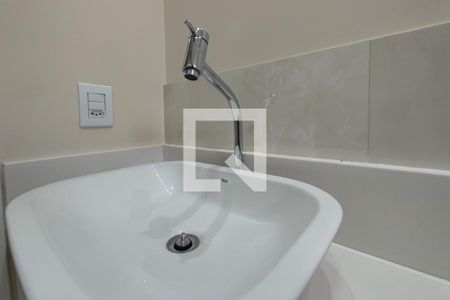 Banheiro Suíte de apartamento para alugar com 2 quartos, 51m² em Parque Fazendinha, Campinas