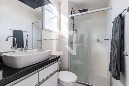 Banheiro da Suite de apartamento à venda com 3 quartos, 72m² em Sarandi, Porto Alegre