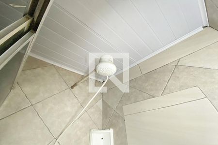 Banheiro  de casa para alugar com 2 quartos, 68m² em Feitoria, São Leopoldo