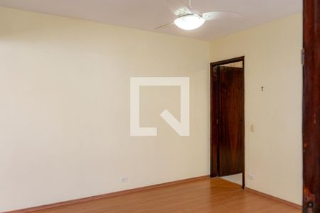 Sala de casa à venda com 2 quartos, 75m² em Jardim Ester Yolanda, São Paulo