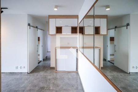 Sala de apartamento para alugar com 2 quartos, 74m² em Aclimação, São Paulo