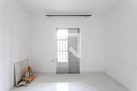 Quarto 1 de casa para alugar com 2 quartos, 120m² em Vila Mazzei, São Paulo