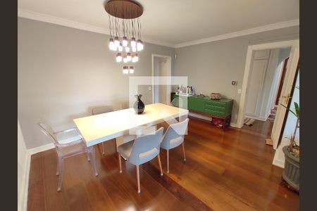 Apartamento à venda com 155m², 4 quartos e 3 vagasSala