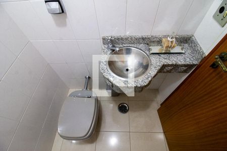 Lavabo de apartamento para alugar com 3 quartos, 120m² em Vila Galvão, Guarulhos