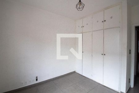 Quarto 1 de casa para alugar com 3 quartos, 160m² em Ferreira, São Paulo