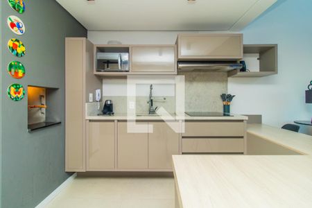 Cozinha  de apartamento para alugar com 1 quarto, 59m² em Azenha, Porto Alegre