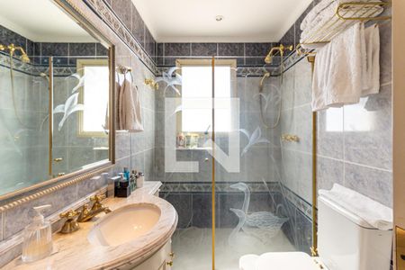 Apartamento para alugar com 317m², 4 quartos e 5 vagas Apartamento para alugar com 317m², 4 quartos e 5 vagasSuíte 1 - Banheiro